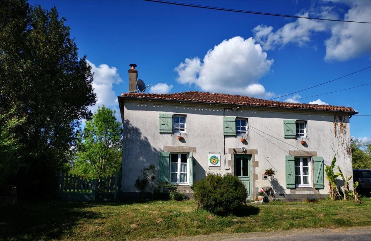 Chambres D Hotes L'Agape Saint-Martial-sur-Isop Eksteriør billede