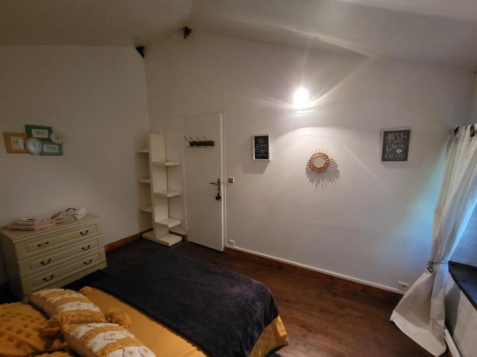 Chambres D Hotes L'Agape Saint-Martial-sur-Isop Værelse billede